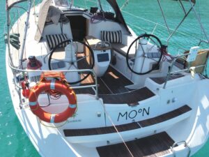 Embarcación de prácticas para el curso PER en el Mediterráneo
